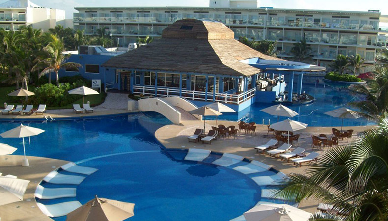 Azul Sensatori Resort